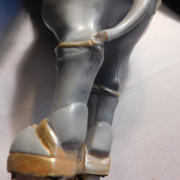 Cow Parade 'Siegfried' of Siegfried and Roy 2003 Retired Figurine Collectible - Picture 6 of 8